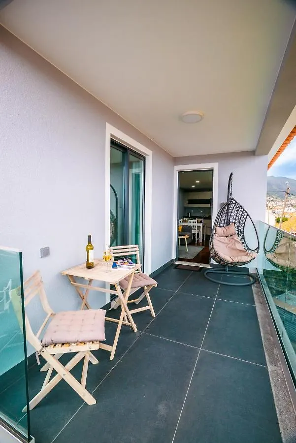 Rose House By Atlantic Holiday Machico  Portugal